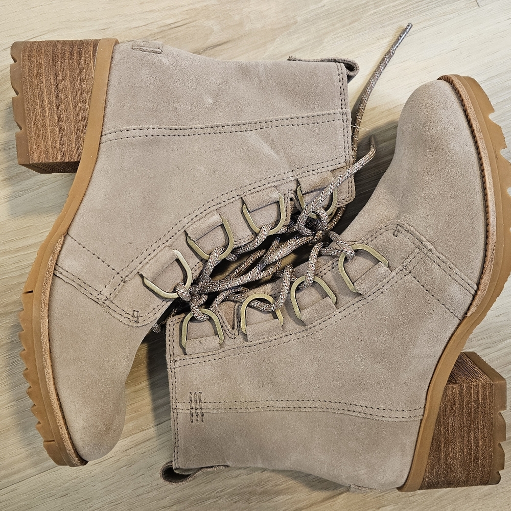 Sorel Cate Lace Bootie 6